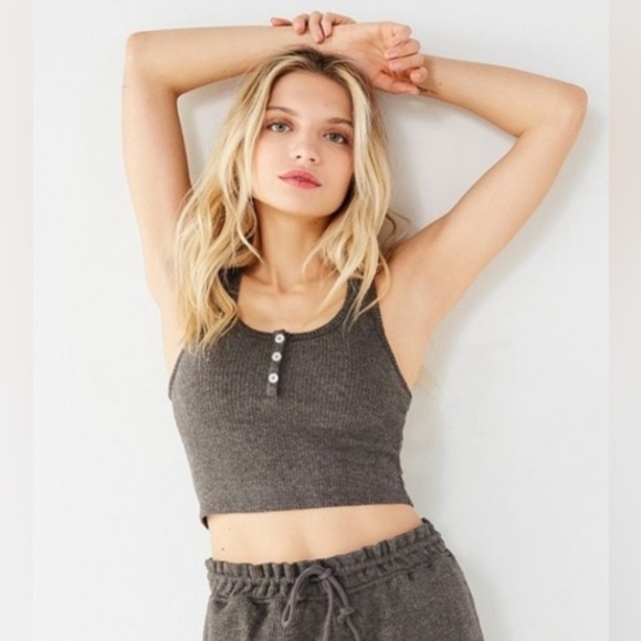 NWT Out From Under brielle flirty henley Buttery SOFT crop Tank in grey size LG - Picture 4 of 7